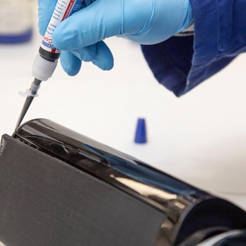 VA 250 Black High Viscosity, High Heat Rubber Filled Super Glue  12gm Pen