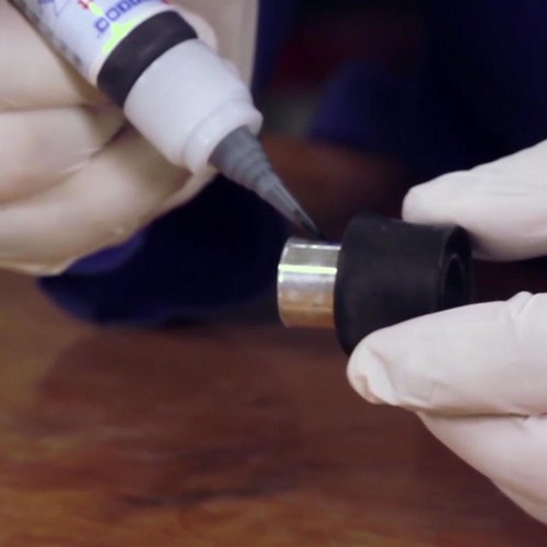 VA 250 Black High Viscosity, High Heat Rubber Filled Super Glue  12gm Pen