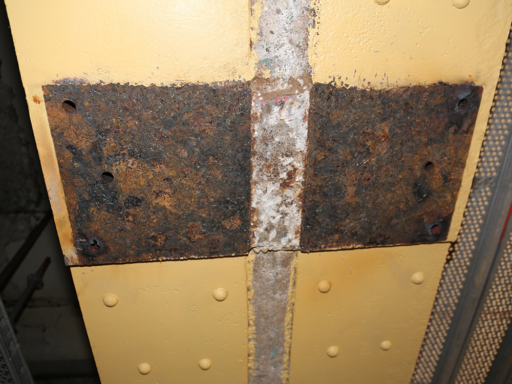 Corrosion Damage to Steel Girders for Railway Bridge